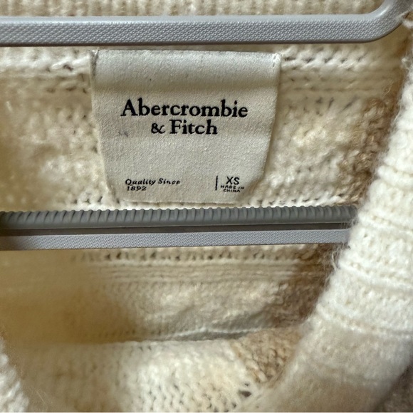 Abercrombie & Fitch Cable Knit Sweater - Cream and Brown - Picture 4 of 4
